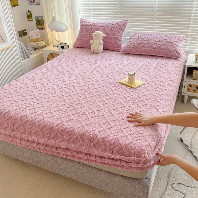 Fleece Fitted Sheet + Free 2 Pillowcases