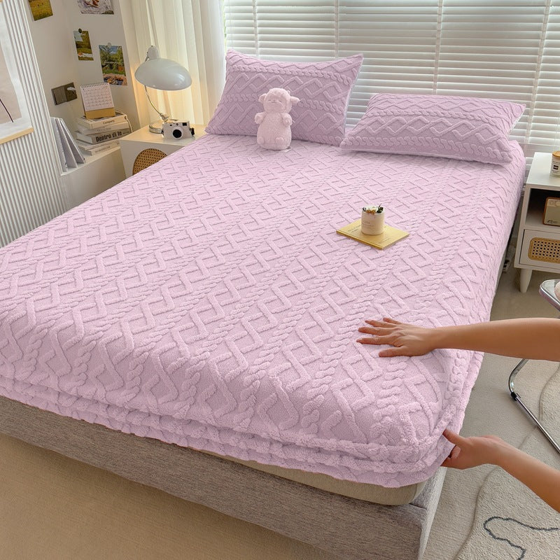 Fleece Fitted Sheet + Free 2 Pillowcases